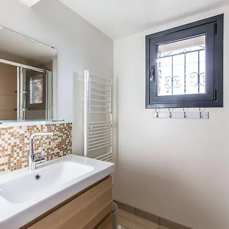 דירה Milady Luxury Locations